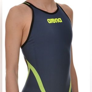 Arena powerskin carbon air